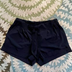 lululemon Drawstring Shorts Size 8